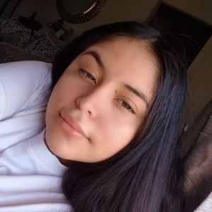 Meet your Posher, Evelyn